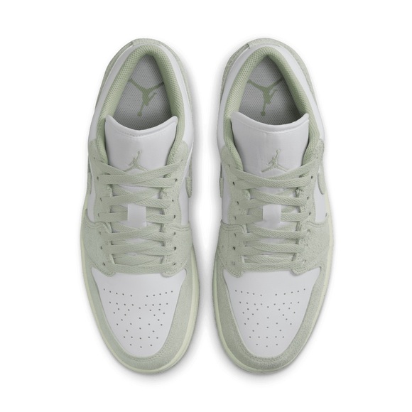 NIB Men’s Sz 10 (Euro Sz 44) Air Jordan 1 Low SE Sneakers In White/Sea-foam Sail - Picture 5 of 16